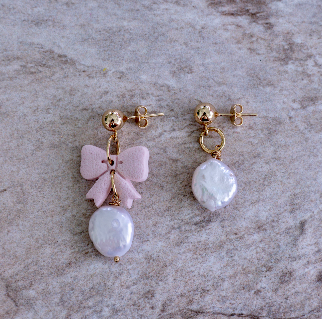 Handmade Polymer Clay Earrings: Bow Mismatch earrings