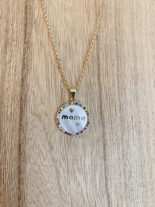 18k gold plated necklace adorned with an enamel pendant with the word "Mama"